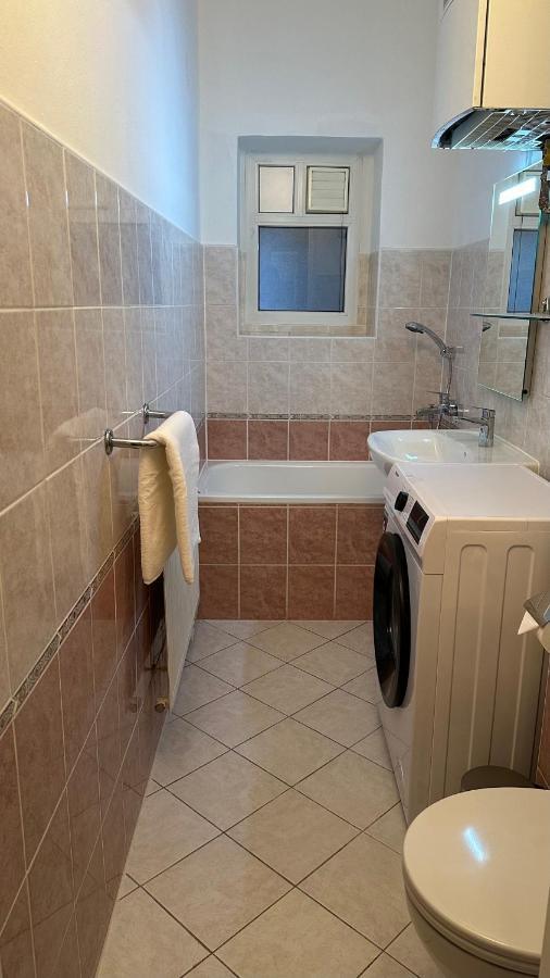 Apartment Bohemia Карлови Вари Екстериор снимка